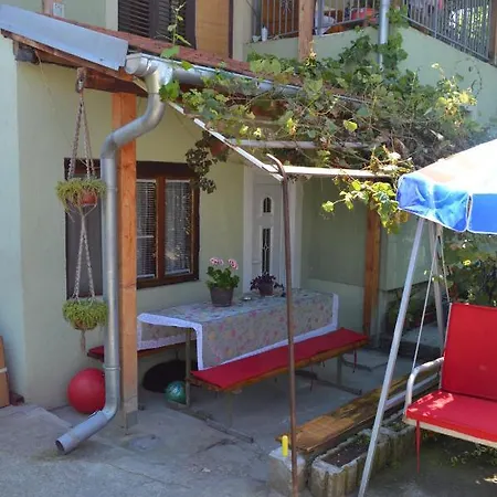 Km Dordevic Apartment *