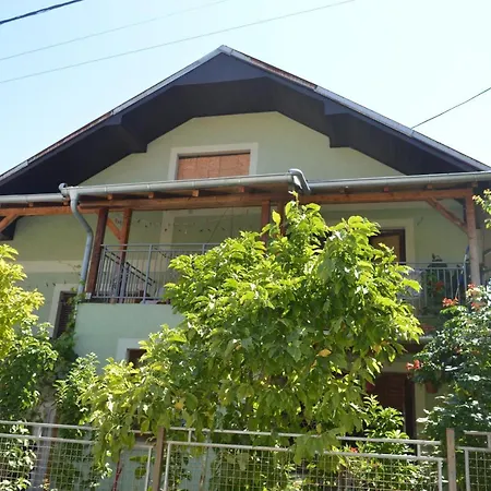 Apartment Km Dordevic *